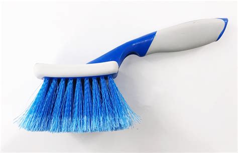 Walmart car wash brush - Having a clean car is important for both aesthetic and practical reasons. Not only does a clean car look better, but it also helps protect the paint job and can even improve fuel e...